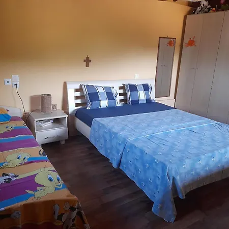 Dom wakacyjny Moments Of Happiness Sourpi